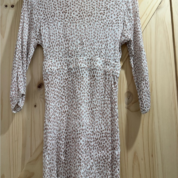 Faithfull The Brand - Trinidad Dress in Pink Rae - 4 - Picture 4 of 12